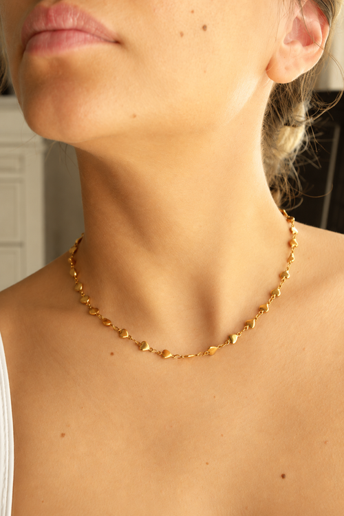 AMOUR Heart Necklace