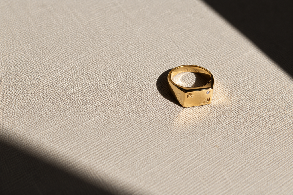 Aster Signet Ring